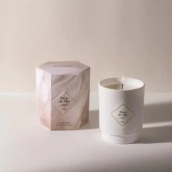 BOUGIE MY JOLIE CANDLE AVEC BRACELET DORÉ LA FLEUR DE THÉ