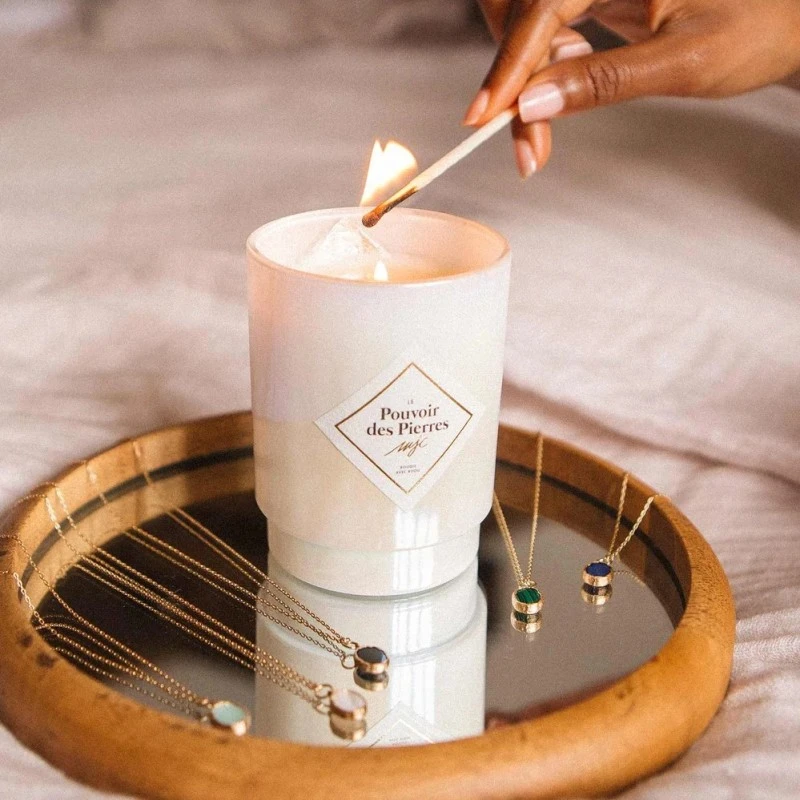 BOUGIE MY JOLIE CANDLE LE POUVOIR DES PIERRES AVEC COLLIER ONYX 3 BOUGIE MY JOLIE CANDLE LE POUVOIR DES PIERRES AVEC COLLIER ONYX
